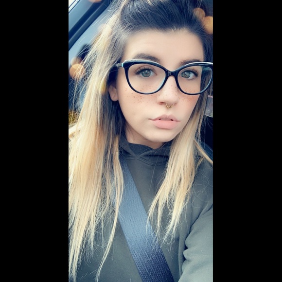 Let’s be friends! Let’s Shop! Let’s Make Money! - Picture 2 of 4